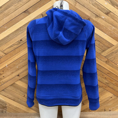 The North Face - Women's Gradient Striped 1/2-Zip Hoodie - MSRP $100: Blue / Navy-women-SM