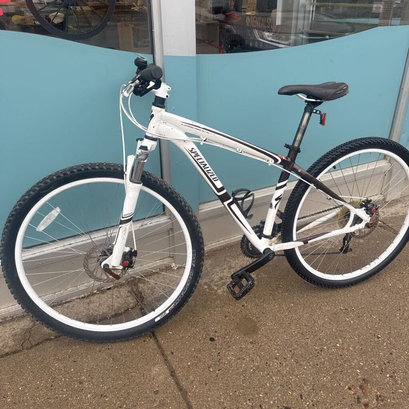 Specialized - Hardrock Hardtail Mountain Bike - MSRP $700: White/Brown--17.5 (MD)