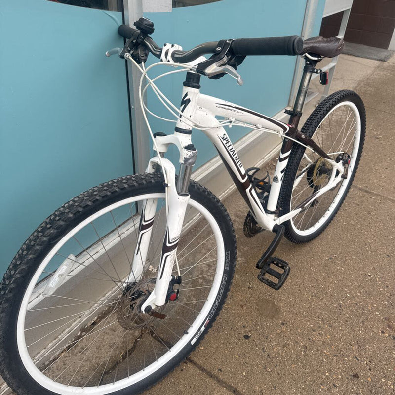 Specialized - Hardrock Hardtail Mountain Bike - MSRP $700: White/Brown--17.5 (MD)