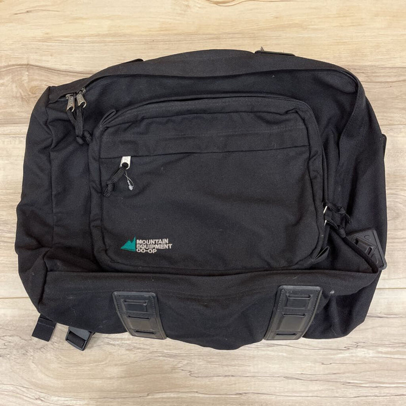 MEC - Vintage Convertible Backpack: Black--