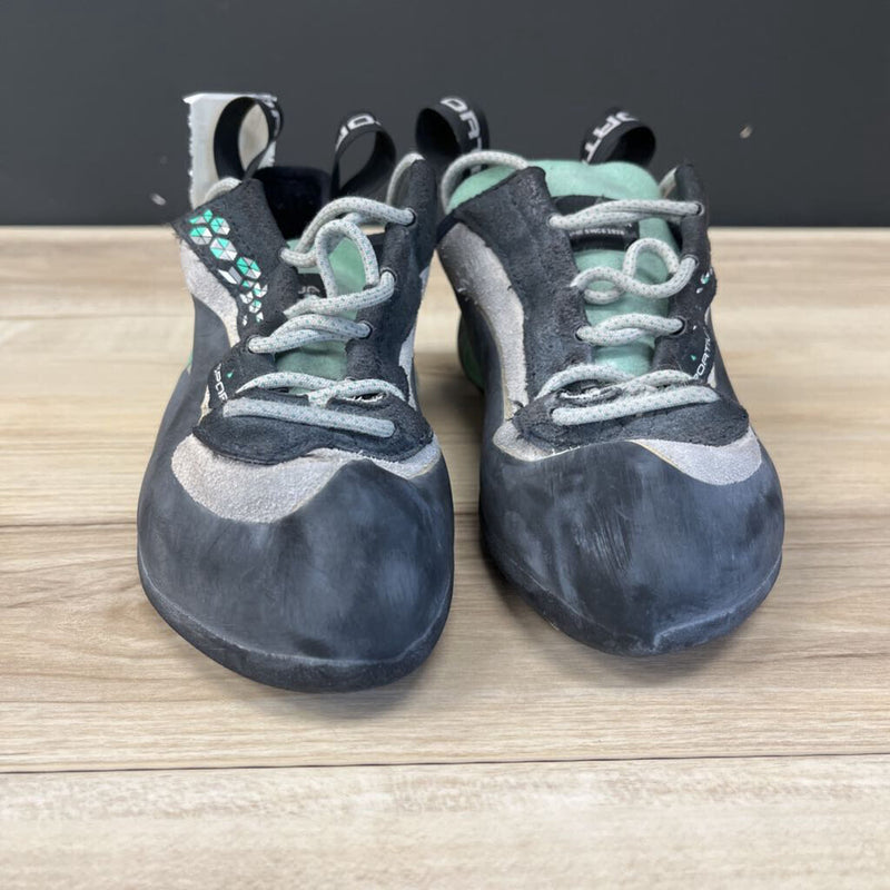 La Sportiva - Miura Climbing Shoes - MSRP compared $228: Blue / Black-unisex-M4 / W5