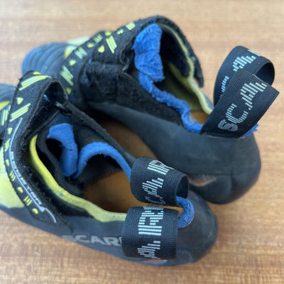Scarpa - Booster S Climbing Shoes - MSRP $189: Black/Yellow-women-38