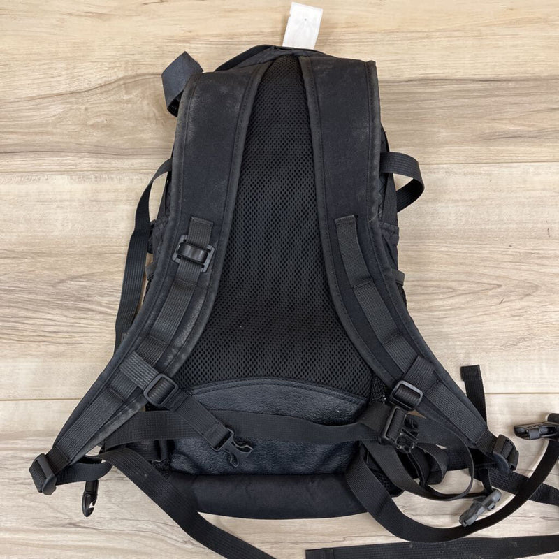 Mountain Equipment CO-OP - hydration Backpack - MSRP compared $88: Black-unisex-