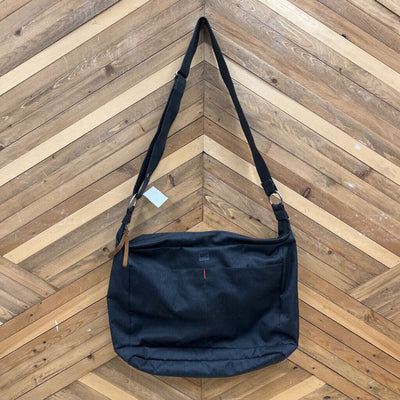 MEC -Large Messenger Bag : Grey-unisex-