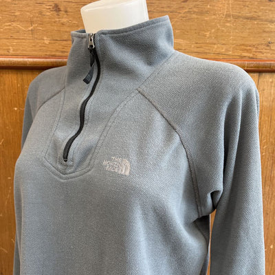 The North Face - Women's 1/4 Zip Longsleeve - MSRP $68: Grey-women-LG