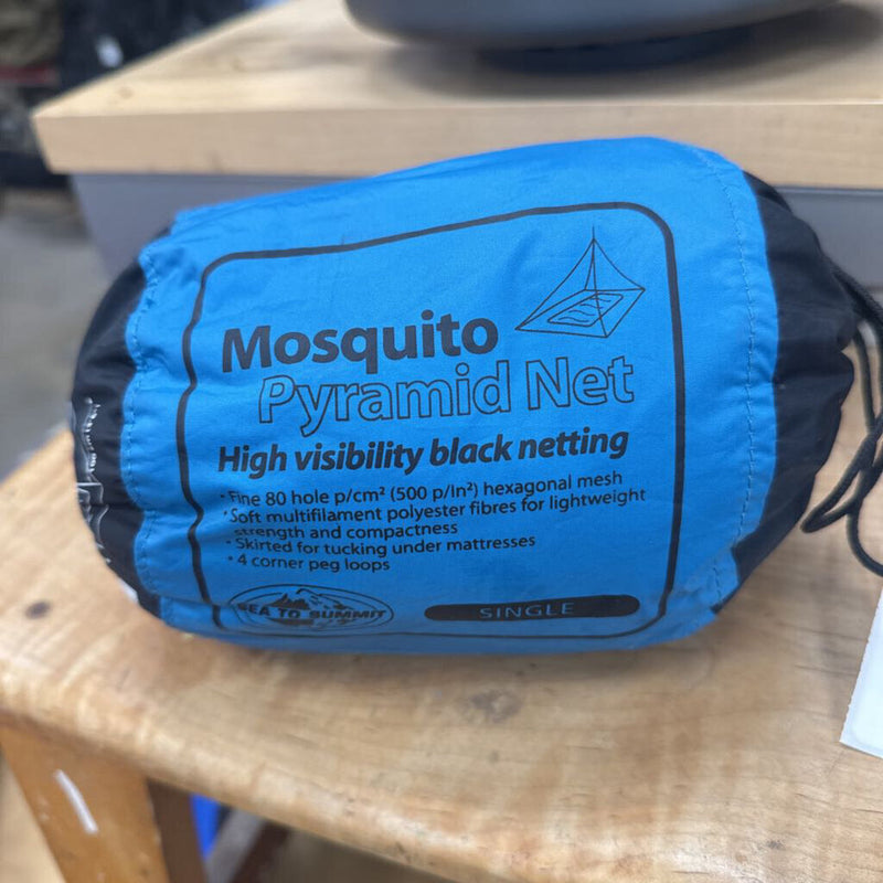 Sea to Summit- Mosquito Pyramid Net- MSRP $55: black, blue-unisex-single
