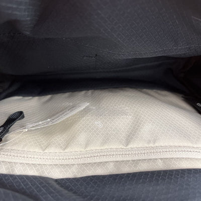 Bellroy - Lite Sling Bag - MSRP $115: Black/Dark Blue--