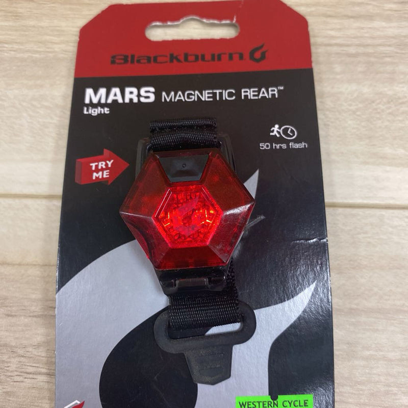 Blackburn - Mars Magnetic Rear Light : Red / Black--