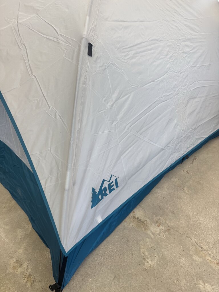 REI - Camp Hut Tent - MSRP compared $399: Blue-unisex-2p
