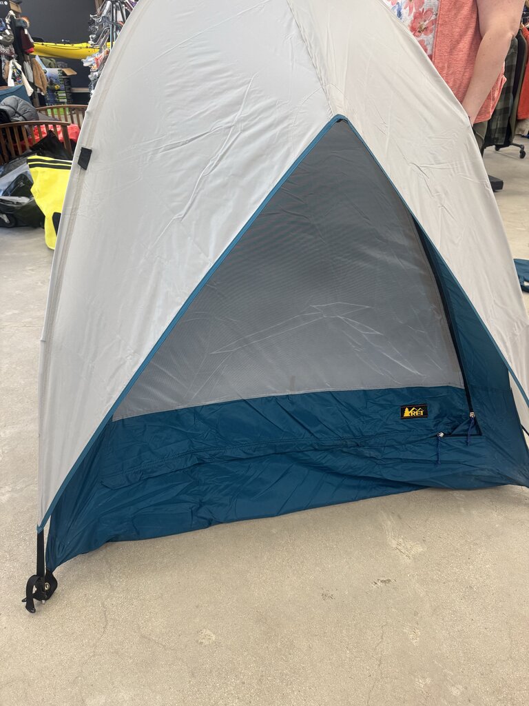 REI - Camp Hut Tent - MSRP compared $399: Blue-unisex-2p