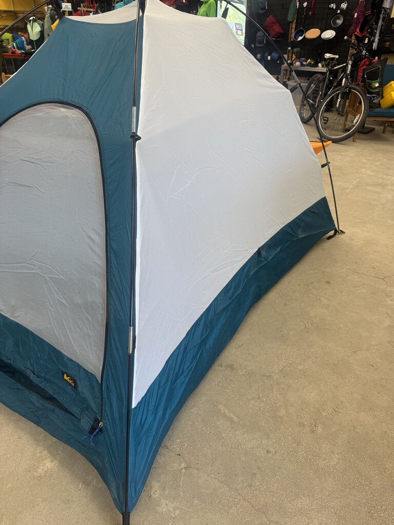 REI - Camp Hut Tent - MSRP compared $399: Blue-unisex-2p