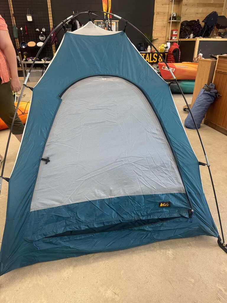 REI - Camp Hut Tent - MSRP compared $399: Blue-unisex-2p
