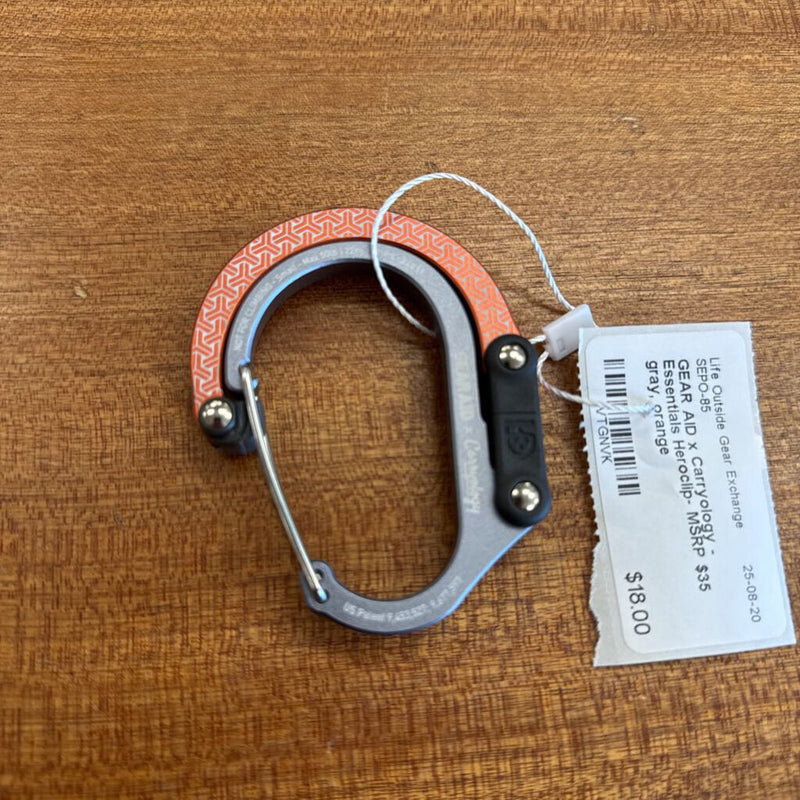 GEAR AID x Carryology - Essentials Heroclip- MSRP $35: gray, orange-unisex-