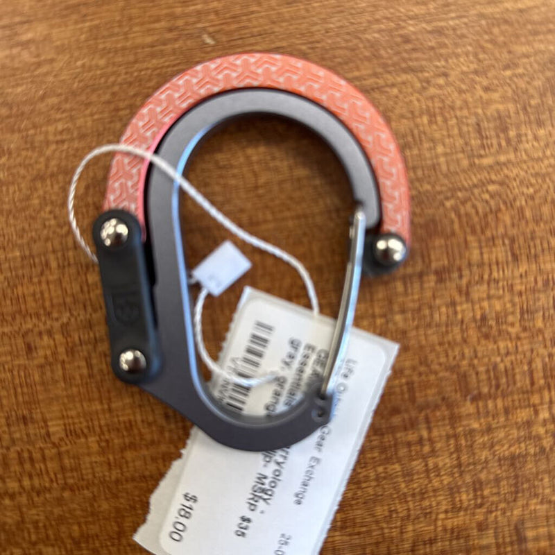 GEAR AID x Carryology - Essentials Heroclip- MSRP $35: gray, orange-unisex-
