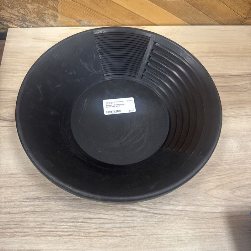 Estwing - Gold Panning Plastic Pan : black-unisex-