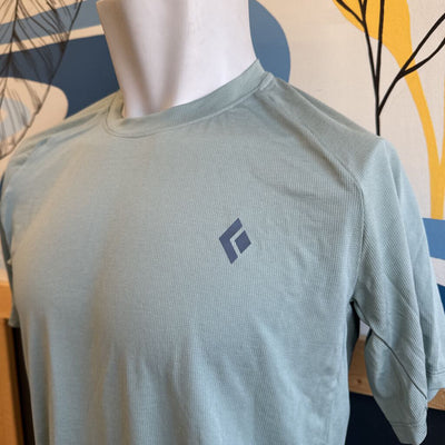 Black Diamond - Men's Lightwire Short Sleeve Tech Tee - MSRP $79: green-men-MD
