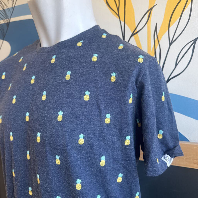 Free Planet - Men’s Pineapple Print T-Shirt: Dark Blue-men-LG