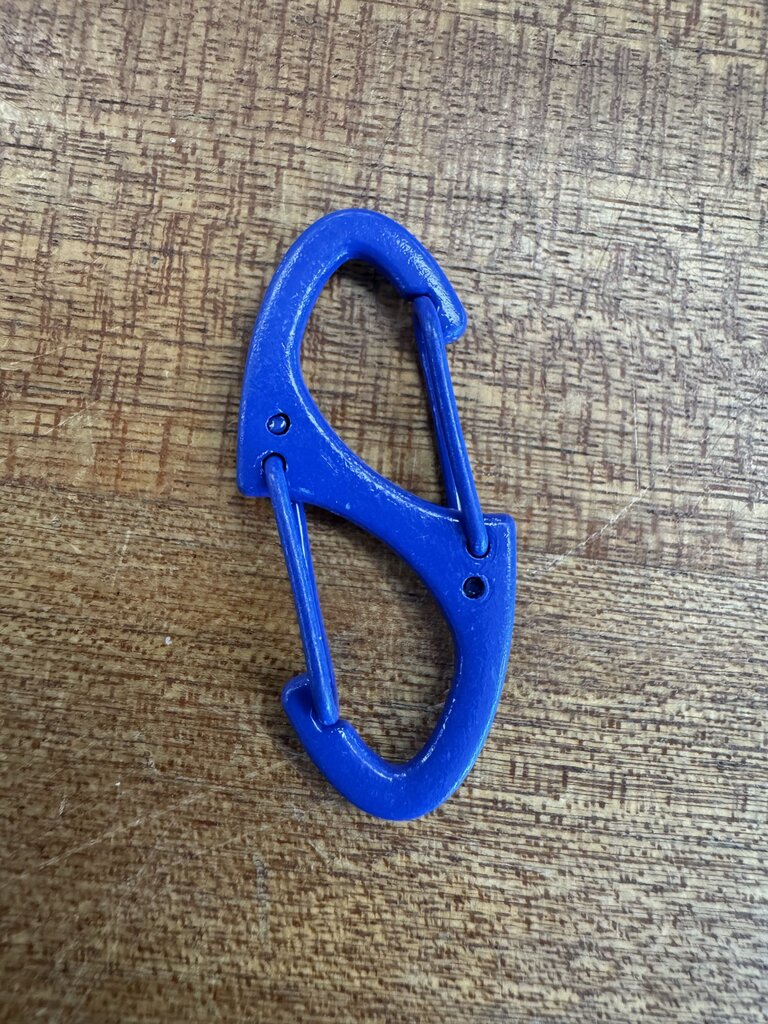 Green Plastic Carabiner Clip: blue-unisex-2inch
