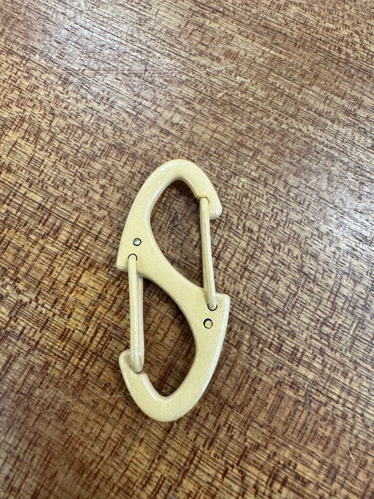 Green Plastic Carabiner Clip: tan-unisex-2inch