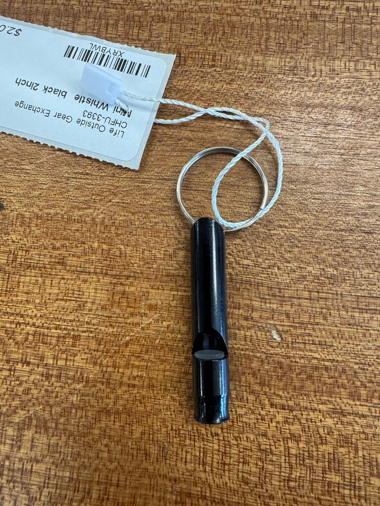 Green Plastic Carabiner Clip: black-unisex-2inch