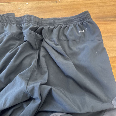 Nike - Men's Wind Pants - MSRP comp $100: Black-men-LG