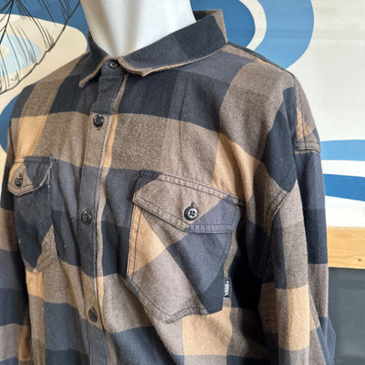 Vans - Men's Tailored Fit Flannel Button-Down Shirt - MSRP comp $89: Brown/Black-men-2XL