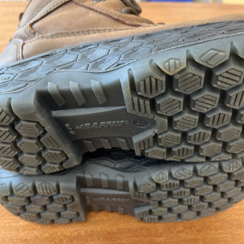 Baffin - Unisex Pacer Boots - MSRP $200: Brown/Black-men-M5/W6