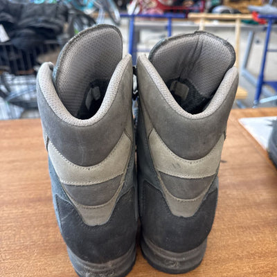 Scarpa - Men's Gore-tex Hiking Boots- MSRP $298: Gray-men-10