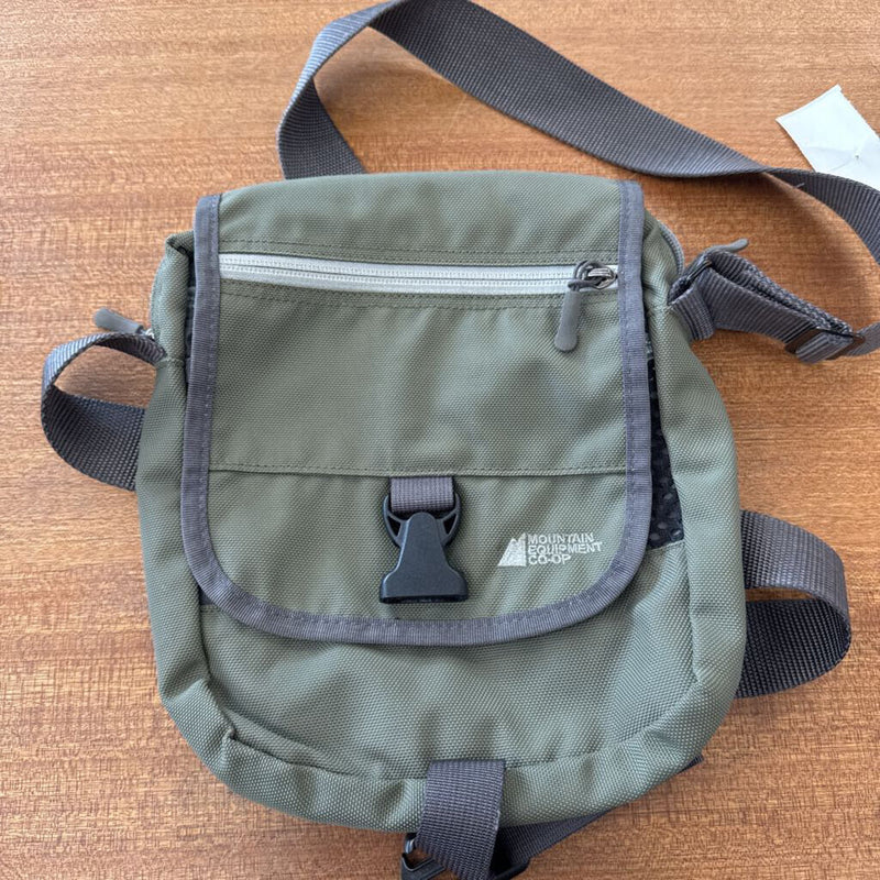 Mountain Equipment Co-op - Crossbody Bag: Green-unisex-