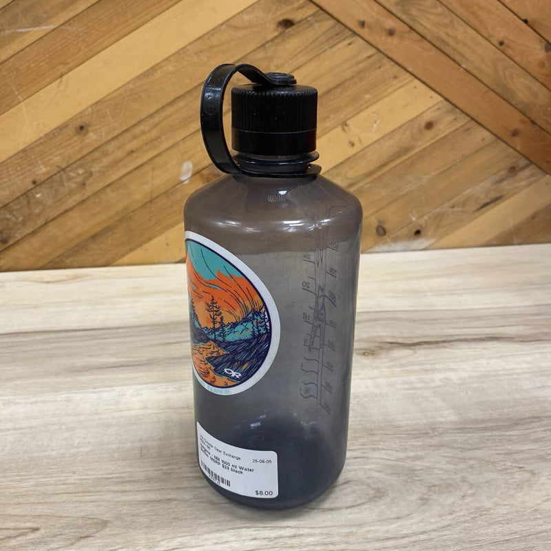 1000 ml Water Bottle: black-unisex-