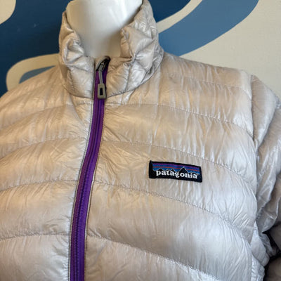 Patagonia - Women's Down Sweater- MSRP $349 : light gray-women-MD