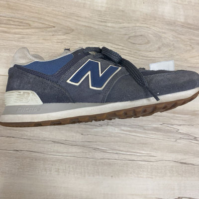 New Balance- 574 sneaker- MSRP $120: Grey Navy -women-7.5