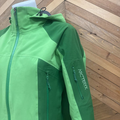Arc'teryx- Women's Stingray Shell Jacket- MSRP compared $499: Green -women-LG