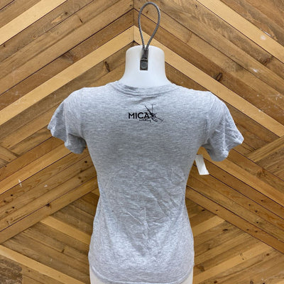 MICA -Women's Heart Graphic T-Shirt: gray-unisex-SM