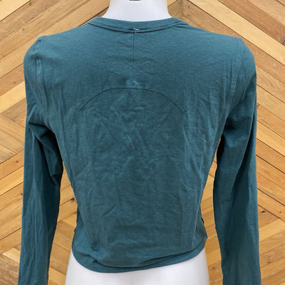 Lululemon - Women's Longsleeve : Green-women-2