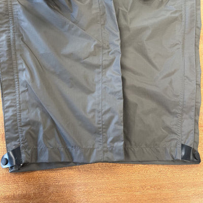 MEC - Women's Shell Rain Pants - MSRP comp $140: Green-women-XL
