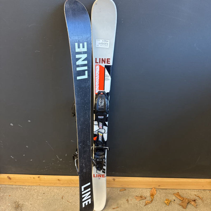 Line - Youth Wallisch Shorty Ski- MSRP $399: white/grey orange/Black --119 cm