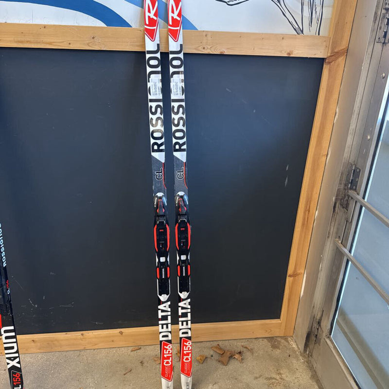 Rossignol - Delta Classic XC Skis - NNN Racing Bindings - MSRP $410: White Black red -unisex-156cm