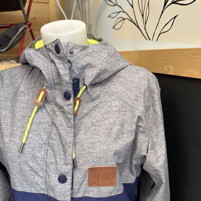 DC Snowboarding- Woman's Ski Jacket- MSRP $320: Gray/Navy-men-MD