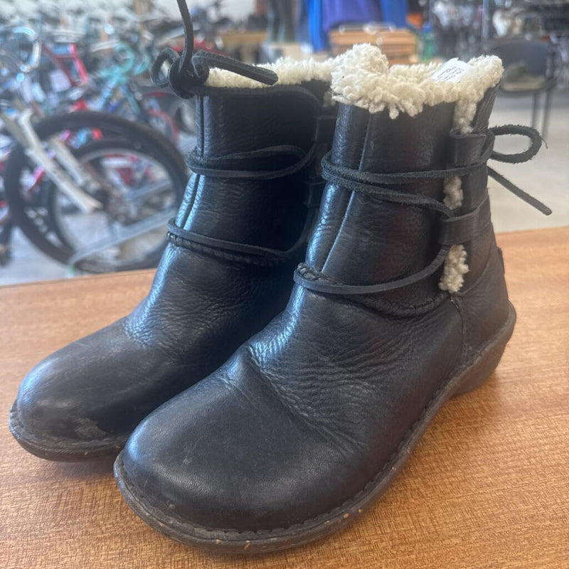 Ugg - Women&