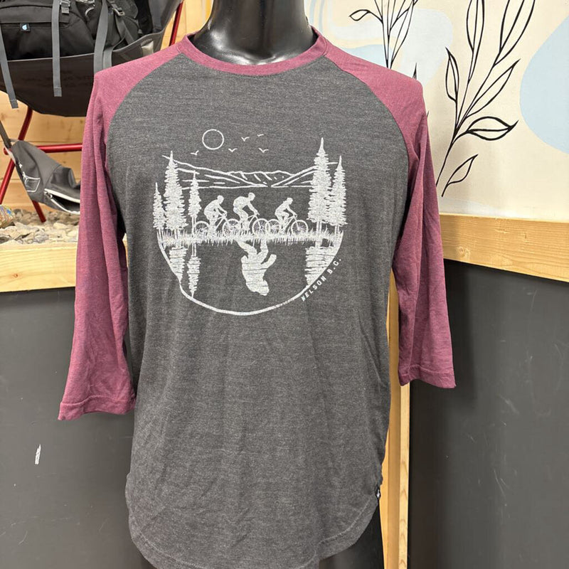 Little Town - Women&