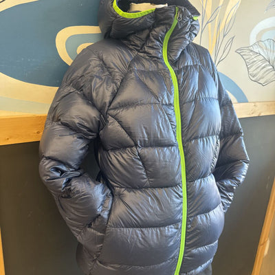 Marmot- Women's 800 Fill Down Jacket- MSRP $315: navy blue-women-MD