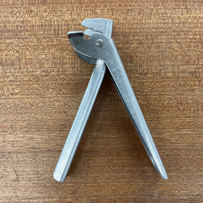 Pot Handle Gripper: --