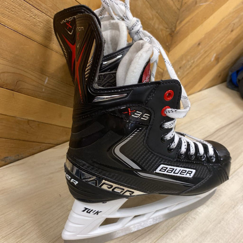 Bauer - Youth Vapor X5 Skate - MSRP $240: black-children-3Y