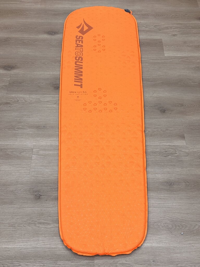 Sea to Summit - Ultralight Self-Inflating Mummy Sleeping Pad - MSRP $179: Orange-unisex-Regular