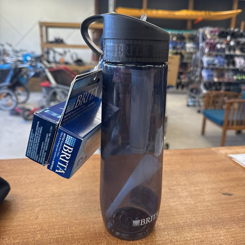 Brita - Water Bottle with Filters: Black-unisex-