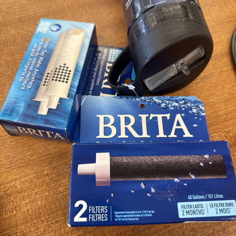 Brita - Water Bottle with Filters: Black-unisex-