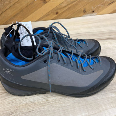 Arc'teryx -Women's Acrux FL Approach Shoes - MSRP $220: Grey/Blue -women-W8