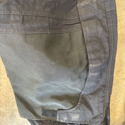 Marmot - Woman's Gore-Tex Bib Ski Pants - MSRP compared $450: black-men-MD