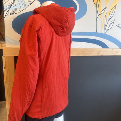 Arc'teryx - Women's Atom LT Hoody Jacket - MSRP $360: Orange-women-MD